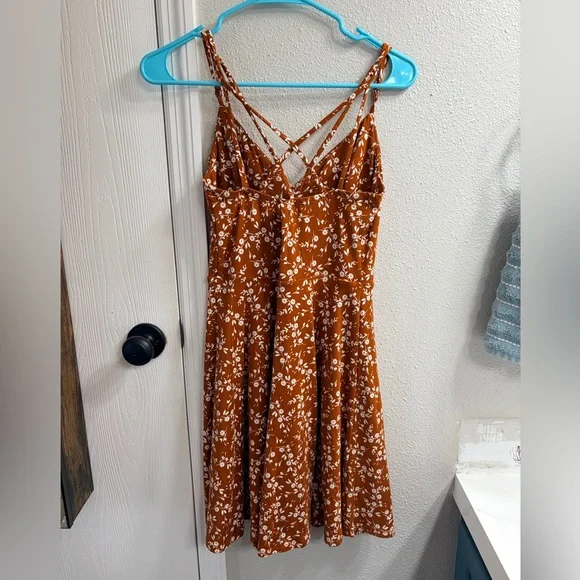 nine britton Rust Orange Floral Sundress with Crisscross Straps - Picture 4 of 5